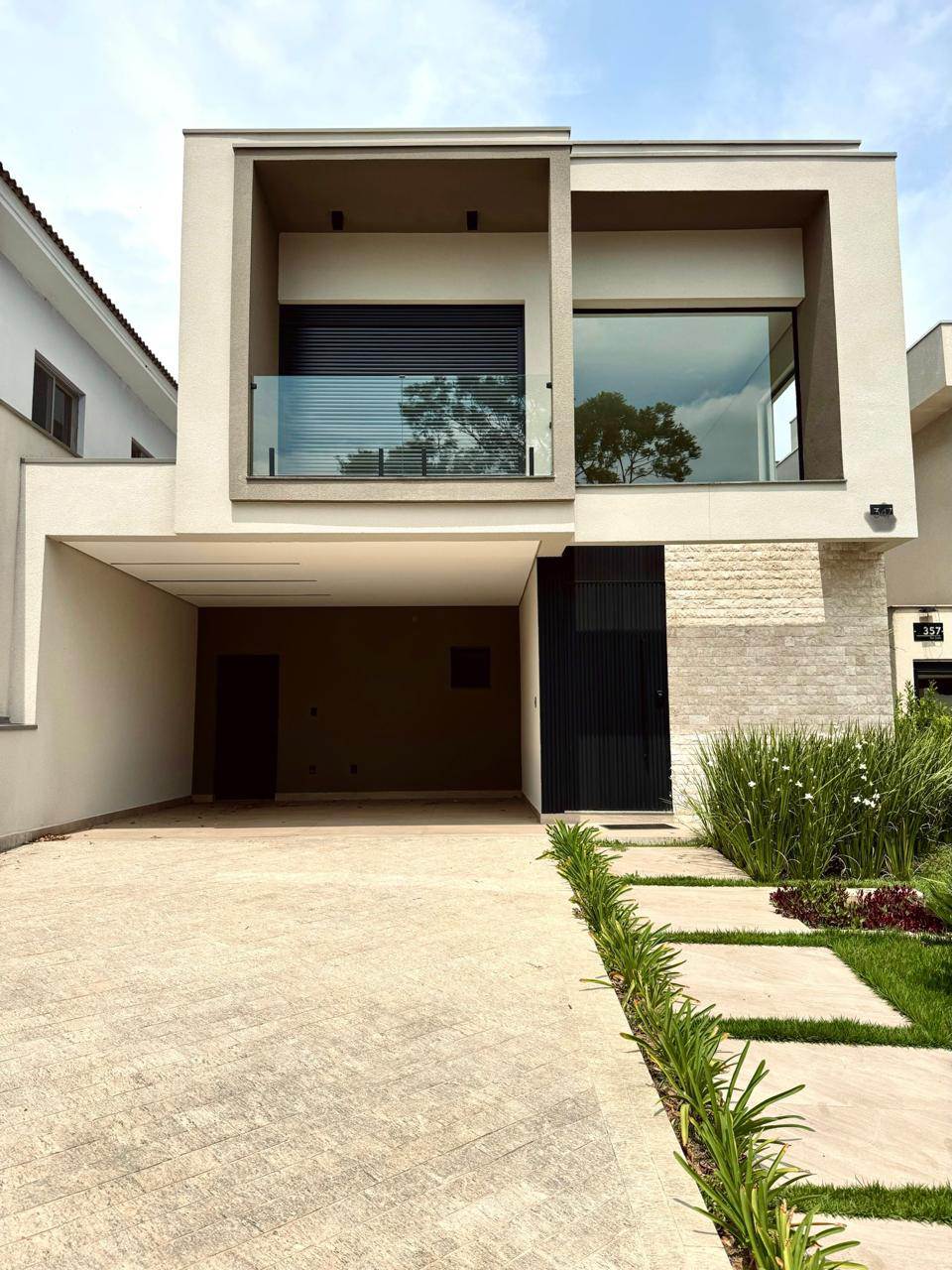 Casa em Condomínio New Ville Santana de Parnaiba 