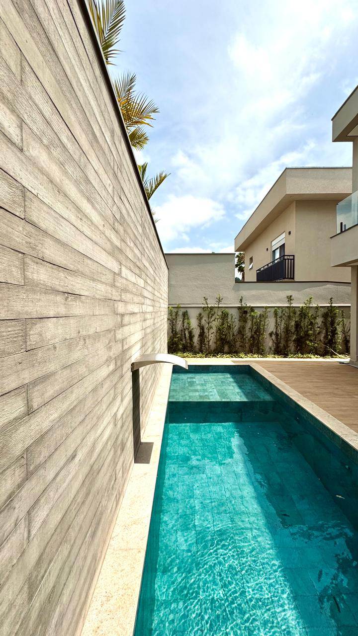 Casa em Condomínio New Ville Santana de Parnaiba 