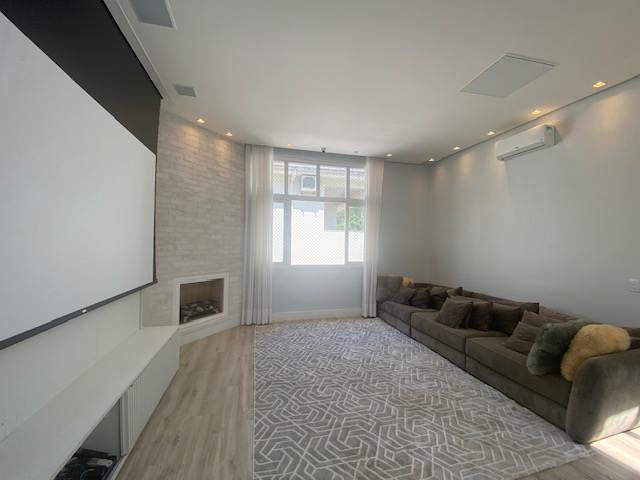 Casa em Condomínio 18 do Forte Santana de Parnaiba 