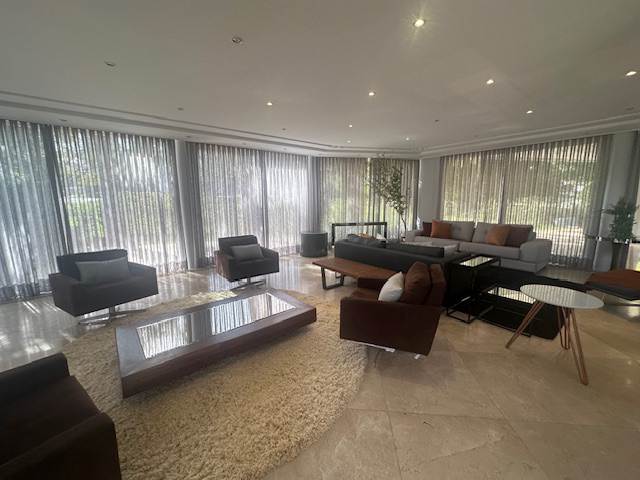 Casa em Condomínio 18 do Forte Santana de Parnaiba 